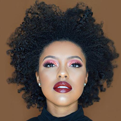 Taylor from @tayloranise