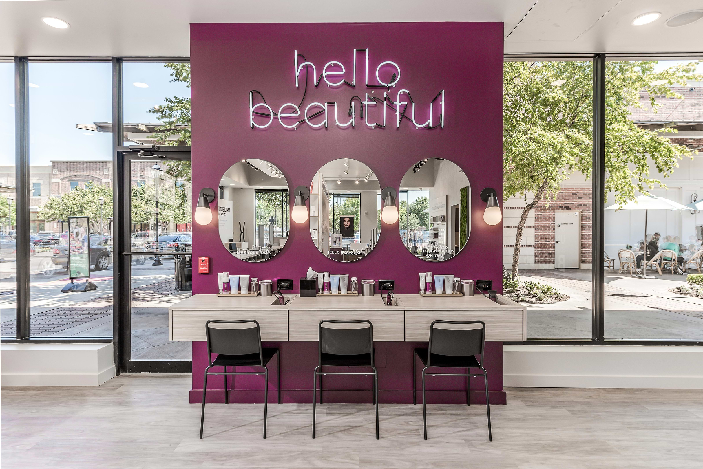 Self blow dry station