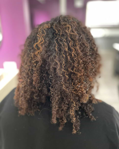 Textured Highlights_Madison Reed Hair Color Bar