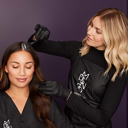How to choose a hair colorist?