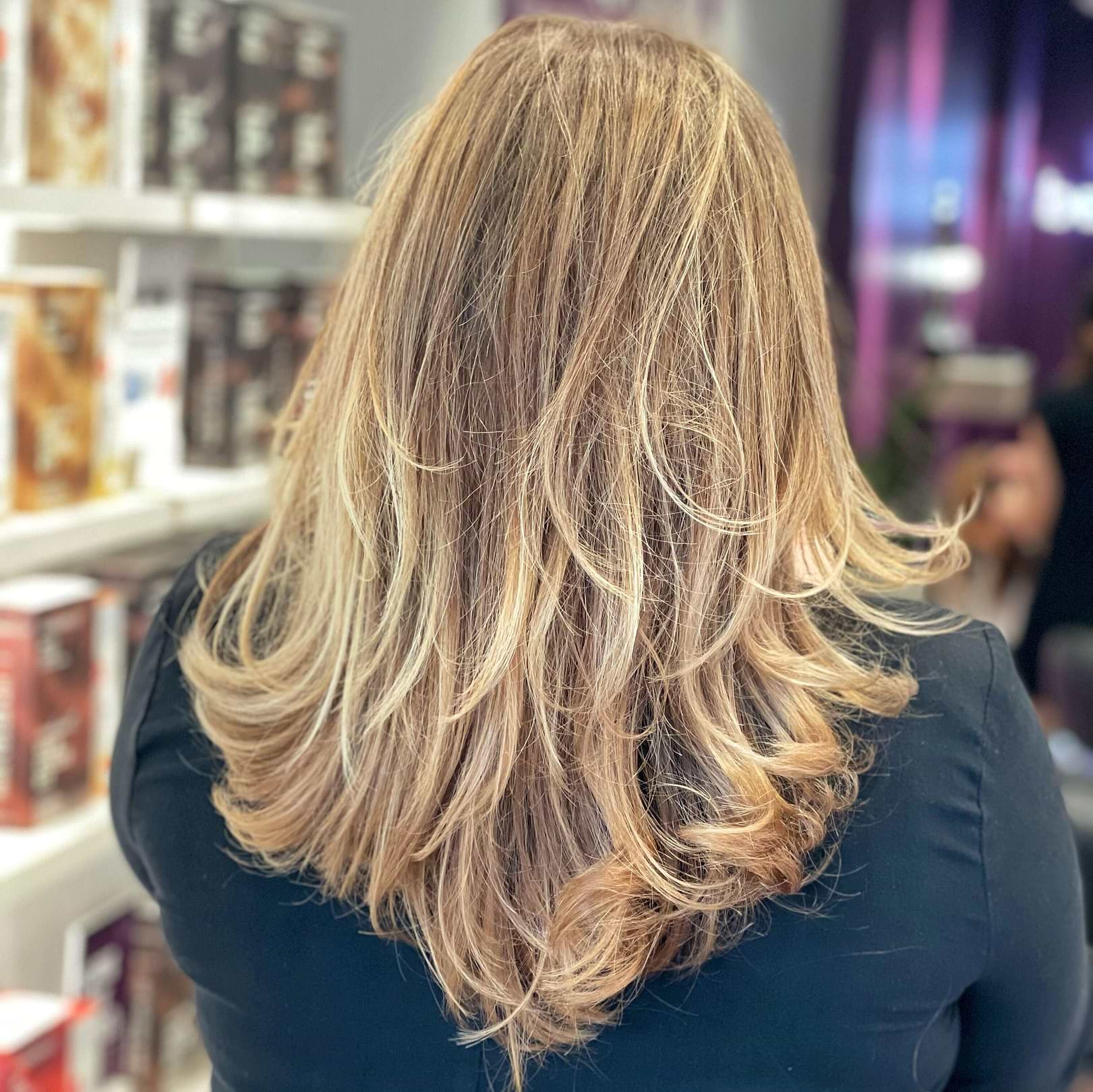 dirty blonde at madison reed hair color bar