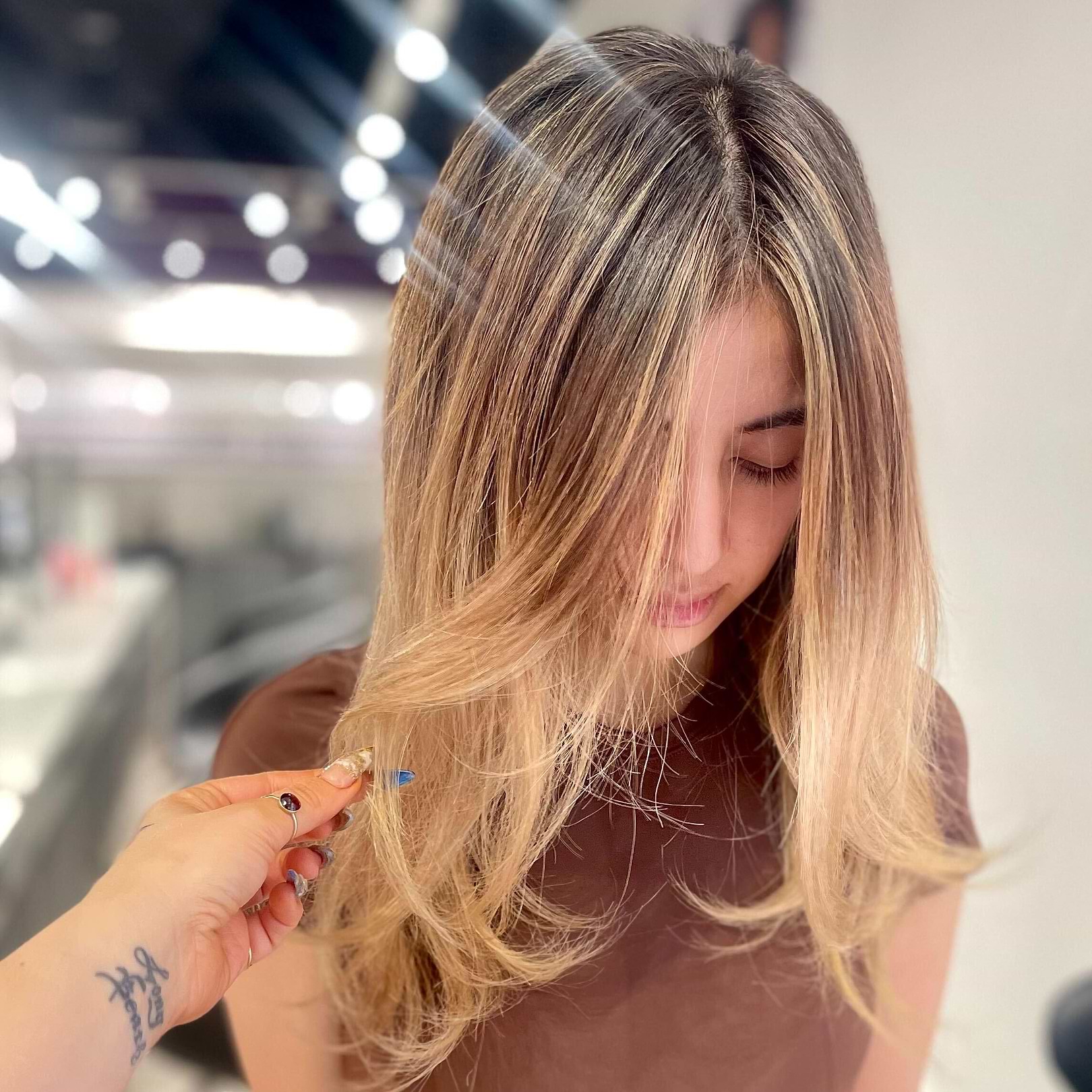 dirty blonde hair with face framing highlights madison reed