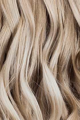 wavy pisa blonde 9na hair