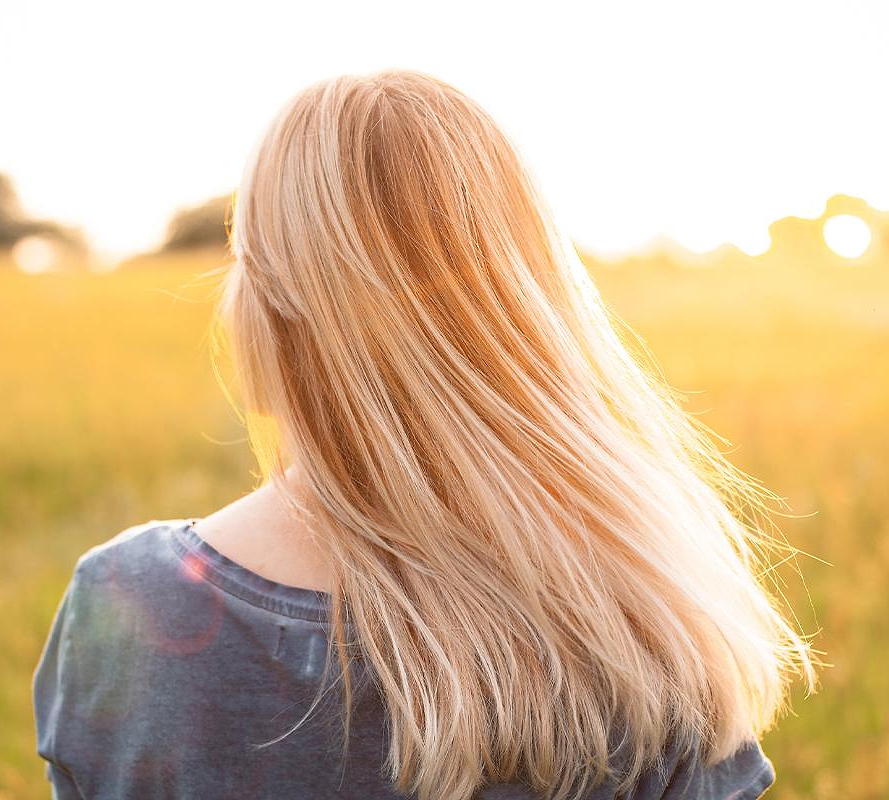 Root touch up on blonde hair
